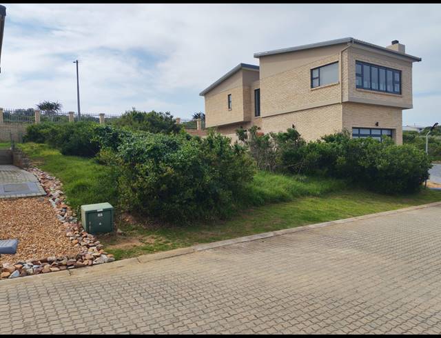 352M² VACANT LAND FOR SALE IN DANA BAY